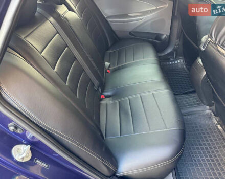 Синій Хендай Соната, об'ємом двигуна 2.36 л та пробігом 200 тис. км за 7500 $, фото 22 на Automoto.ua