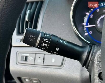 Синий Хендай Соната, объемом двигателя 2.4 л и пробегом 193 тыс. км за 8990 $, фото 33 на Automoto.ua