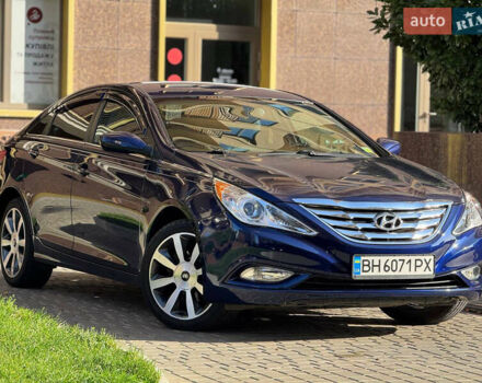 Синій Хендай Соната, об'ємом двигуна 2.36 л та пробігом 200 тис. км за 7500 $, фото 3 на Automoto.ua