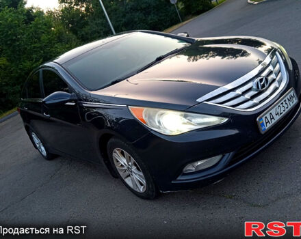 Синий Хендай Соната, объемом двигателя 2.4 л и пробегом 170 тыс. км за 7500 $, фото 1 на Automoto.ua