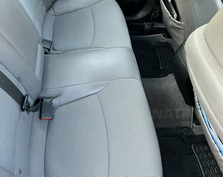 Синій Хендай Соната, об'ємом двигуна 2 л та пробігом 242 тис. км за 9500 $, фото 20 на Automoto.ua