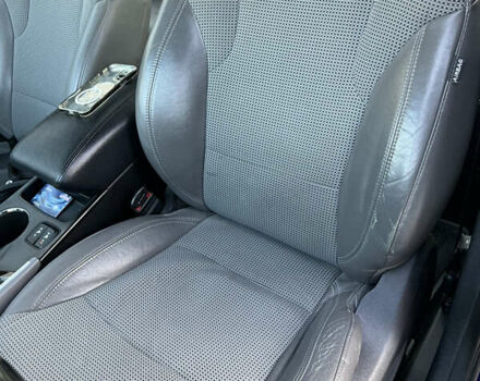 Синій Хендай Соната, об'ємом двигуна 2 л та пробігом 242 тис. км за 9500 $, фото 12 на Automoto.ua