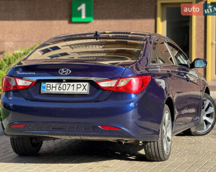 Синій Хендай Соната, об'ємом двигуна 2.36 л та пробігом 200 тис. км за 7500 $, фото 12 на Automoto.ua