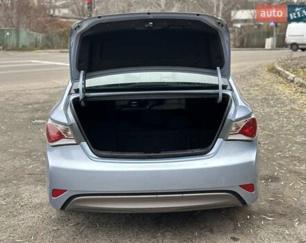 Синий Хендай Соната, объемом двигателя 2.36 л и пробегом 115 тыс. км за 11300 $, фото 6 на Automoto.ua