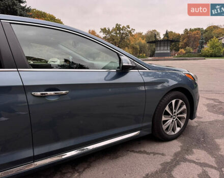 Синий Хендай Соната, объемом двигателя 2.36 л и пробегом 174 тыс. км за 12500 $, фото 11 на Automoto.ua