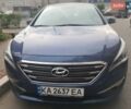 Синий Хендай Соната, объемом двигателя 2.4 л и пробегом 115 тыс. км за 12000 $, фото 1 на Automoto.ua
