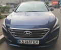 Синий Хендай Соната, объемом двигателя 2.4 л и пробегом 115 тыс. км за 12000 $, фото 1 на Automoto.ua