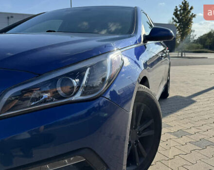 Синий Хендай Соната, объемом двигателя 2.36 л и пробегом 175 тыс. км за 8999 $, фото 1 на Automoto.ua