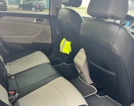 Синій Хендай Соната, об'ємом двигуна 2.4 л та пробігом 127 тис. км за 10500 $, фото 9 на Automoto.ua