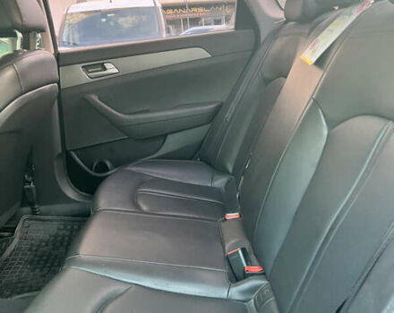 Синий Хендай Соната, объемом двигателя 2 л и пробегом 225 тыс. км за 12500 $, фото 7 на Automoto.ua