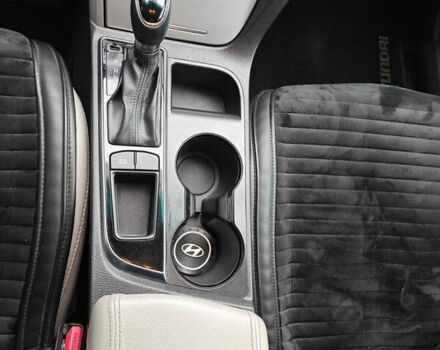 Синій Хендай Соната, об'ємом двигуна 2.36 л та пробігом 234 тис. км за 9600 $, фото 23 на Automoto.ua