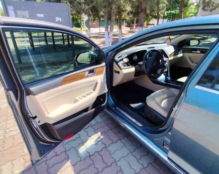 Синій Хендай Соната, об'ємом двигуна 2 л та пробігом 156 тис. км за 12800 $, фото 1 на Automoto.ua