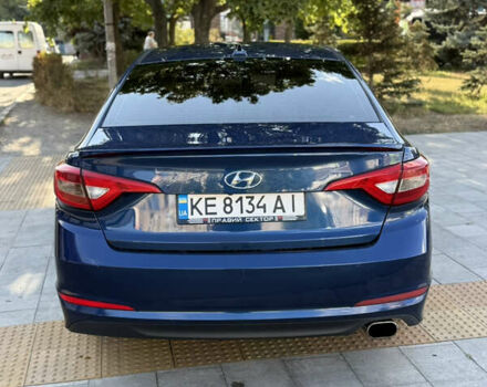 Синий Хендай Соната, объемом двигателя 2.36 л и пробегом 220 тыс. км за 8550 $, фото 4 на Automoto.ua