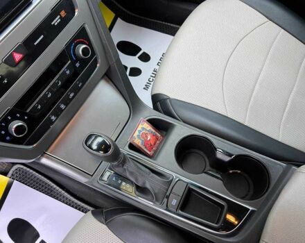 Синій Хендай Соната, об'ємом двигуна 2.4 л та пробігом 127 тис. км за 10500 $, фото 15 на Automoto.ua