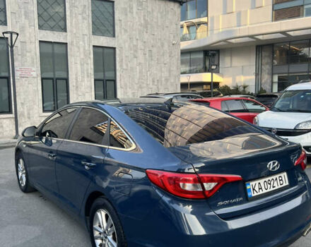 Синий Хендай Соната, объемом двигателя 2 л и пробегом 225 тыс. км за 12500 $, фото 3 на Automoto.ua