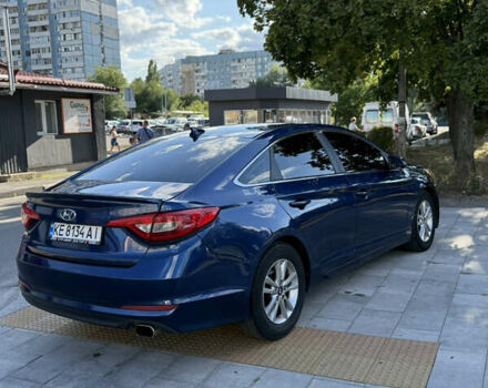 Синий Хендай Соната, объемом двигателя 2.36 л и пробегом 220 тыс. км за 8550 $, фото 3 на Automoto.ua