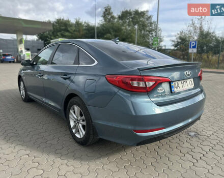 Синій Хендай Соната, об'ємом двигуна 2.36 л та пробігом 132 тис. км за 10500 $, фото 4 на Automoto.ua