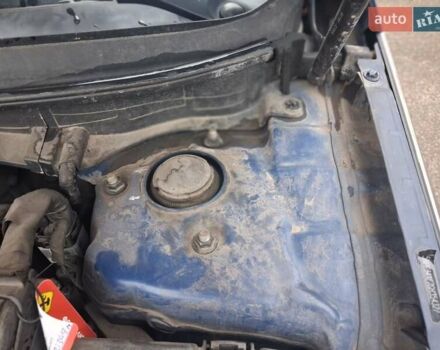 Синій Хендай Соната, об'ємом двигуна 2.36 л та пробігом 185 тис. км за 12500 $, фото 14 на Automoto.ua