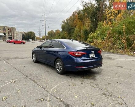 Синий Хендай Соната, объемом двигателя 2.36 л и пробегом 145 тыс. км за 8900 $, фото 3 на Automoto.ua