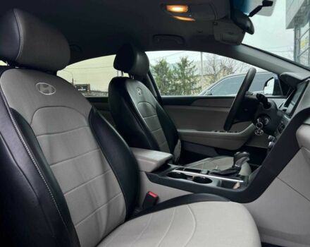 Синій Хендай Соната, об'ємом двигуна 2.4 л та пробігом 127 тис. км за 10500 $, фото 18 на Automoto.ua