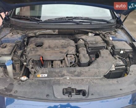 Синій Хендай Соната, об'ємом двигуна 2.36 л та пробігом 185 тис. км за 12500 $, фото 12 на Automoto.ua