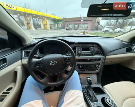 Синій Хендай Соната, об'ємом двигуна 2.36 л та пробігом 113 тис. км за 9900 $, фото 15 на Automoto.ua