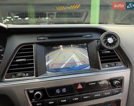 Синий Хендай Соната, объемом двигателя 2.36 л и пробегом 252 тыс. км за 9790 $, фото 17 на Automoto.ua