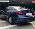 Синий Хендай Соната, объемом двигателя 2.36 л и пробегом 252 тыс. км за 9790 $, фото 4 на Automoto.ua