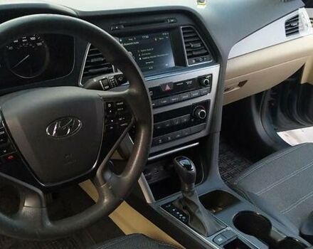 Синий Хендай Соната, объемом двигателя 2.4 л и пробегом 144 тыс. км за 12100 $, фото 13 на Automoto.ua