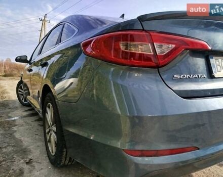 Синий Хендай Соната, объемом двигателя 2.36 л и пробегом 219 тыс. км за 10200 $, фото 9 на Automoto.ua