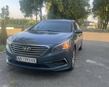 Синий Хендай Соната, объемом двигателя 2.36 л и пробегом 285 тыс. км за 10800 $, фото 3 на Automoto.ua