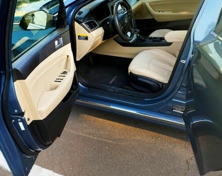 Синий Хендай Соната, объемом двигателя 2 л и пробегом 172 тыс. км за 12000 $, фото 5 на Automoto.ua