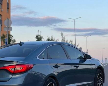 Синий Хендай Соната, объемом двигателя 2.4 л и пробегом 200 тыс. км за 10000 $, фото 3 на Automoto.ua