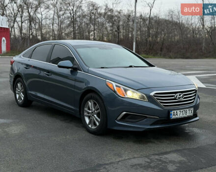 Синій Хендай Соната, об'ємом двигуна 2.36 л та пробігом 113 тис. км за 9900 $, фото 2 на Automoto.ua