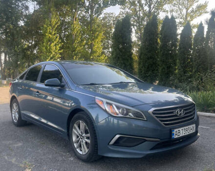 Синий Хендай Соната, объемом двигателя 2.36 л и пробегом 285 тыс. км за 10800 $, фото 2 на Automoto.ua
