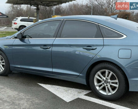 Синій Хендай Соната, об'ємом двигуна 2.36 л та пробігом 113 тис. км за 9900 $, фото 8 на Automoto.ua