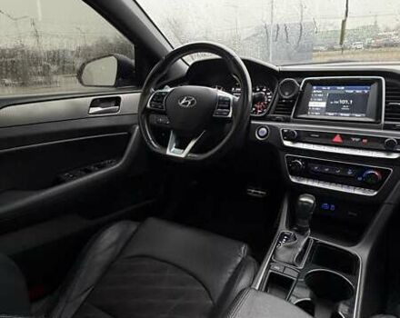Синий Хендай Соната, объемом двигателя 2.4 л и пробегом 148 тыс. км за 13500 $, фото 16 на Automoto.ua