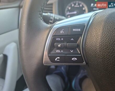 Хендай Соната 2017 в Киеве на Automoto.ua Синий Хендай Соната, объемом двигателя 2.36 л и пробегом 90 тыс. км за 11999 $, фото 34 на Automoto.ua