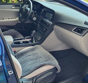 Синій Хендай Соната, об'ємом двигуна 2.36 л та пробігом 130 тис. км за 9700 $, фото 3 на Automoto.ua