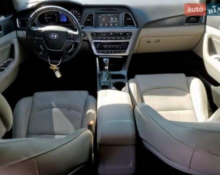 Хендай Соната 2017 в Харькове на Automoto.ua Синий Хендай Соната, объемом двигателя 2.4 л и пробегом 111 тыс. км за 2100 $, фото 7 на Automoto.ua