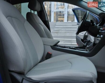 Синій Хендай Соната, об'ємом двигуна 2.4 л та пробігом 62 тис. км за 15200 $, фото 20 на Automoto.ua