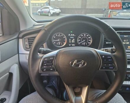 Хендай Соната 2017 в Киеве на Automoto.ua Синий Хендай Соната, объемом двигателя 2.36 л и пробегом 90 тыс. км за 11999 $, фото 30 на Automoto.ua