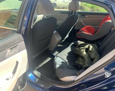 Синий Хендай Соната, объемом двигателя 2.4 л и пробегом 192 тыс. км за 10800 $, фото 7 на Automoto.ua