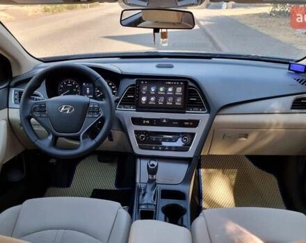 Синій Хендай Соната, об'ємом двигуна 2.4 л та пробігом 228 тис. км за 11700 $, фото 11 на Automoto.ua