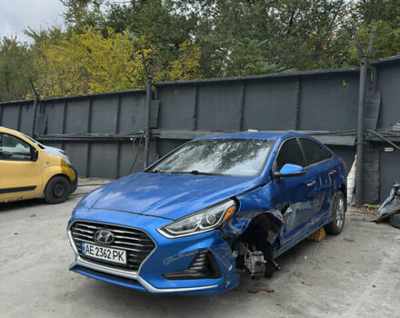 Синий Хендай Соната, объемом двигателя 2.36 л и пробегом 85 тыс. км за 5500 $, фото 1 на Automoto.ua