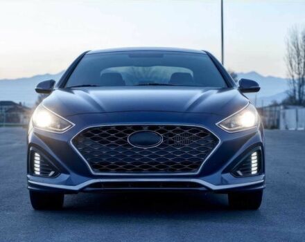 Синій Хендай Соната, об'ємом двигуна 2 л та пробігом 46 тис. км за 14800 $, фото 1 на Automoto.ua