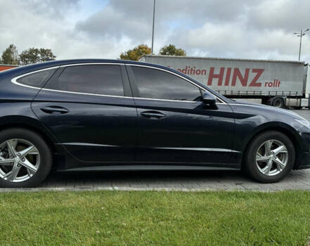 Синій Хендай Соната, об'ємом двигуна 2 л та пробігом 172 тис. км за 20000 $, фото 6 на Automoto.ua