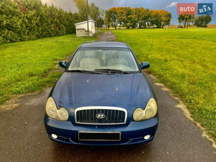 Синій Хендай Соната, об'ємом двигуна 2 л та пробігом 384 тис. км за 2900 $, фото 1 на Automoto.ua