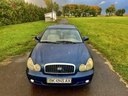 Синій Хендай Соната, об'ємом двигуна 2 л та пробігом 384 тис. км за 2999 $, фото 1 на Automoto.ua