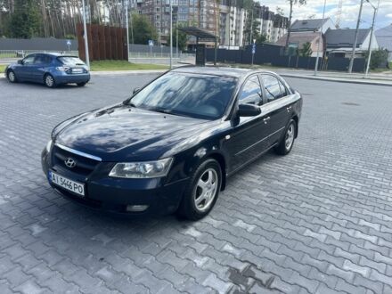 Синий Хендай Соната, объемом двигателя 2.4 л и пробегом 340 тыс. км за 6000 $, фото 1 на Automoto.ua